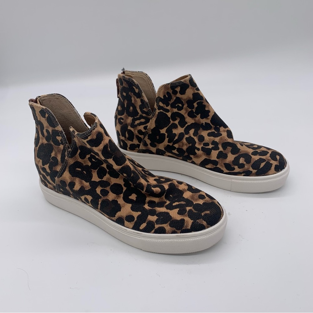 Steve Madden Womens Claud Sneakers Shoes High Top Brown Leopard Canva 6.5 7013